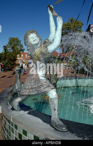 Fontaine au centre d'accueil dans la ville de Allemand-américains Frankenmuth, Michigan USA Banque D'Images