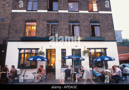 Soirée d'été à Camden Town Banque D'Images