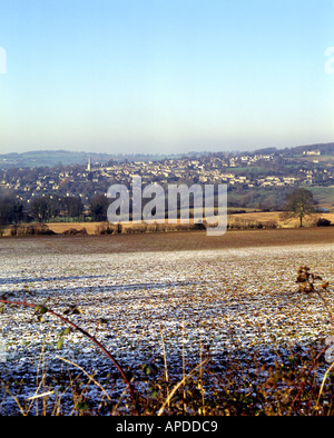 Soleil d'hiver vue vers Painswick après une rafale de neige, Cotswolds, Gloucestershire, Angleterre, Royaume-Uni, Europe Banque D'Images