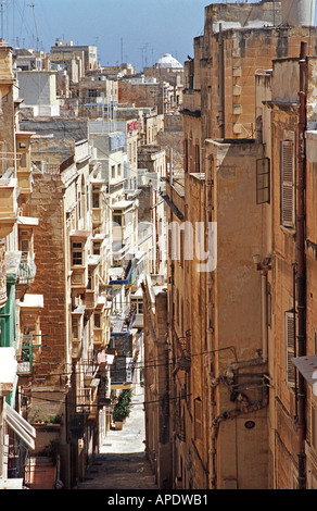 Pittoresque étroit Street Valletta Malte Banque D'Images