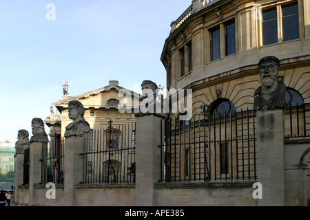 Sheldonian Theatre Empereurs Chefs Le Clarendon Building Banque D'Images