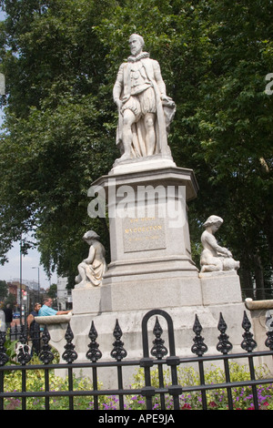 Statue de Sir Hugh Myddelton dans la rue près de l'Ange Islington Londres GB UK Banque D'Images