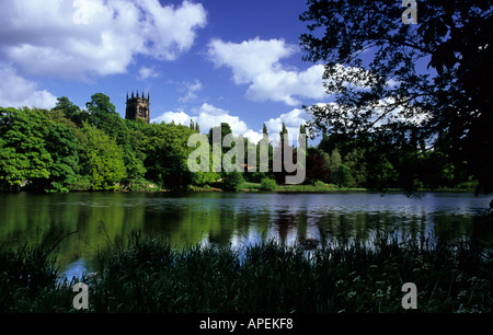 Eglise St Mary, barrage, Lymm Lymm, Cheshire, Royaume-Uni Banque D'Images