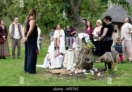 Mariage humaniste à Glastonbury Somerset England UK GO Banque D'Images