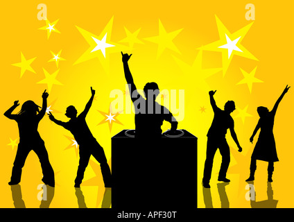 Happy people dancing at a party Banque D'Images
