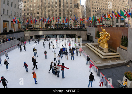 Patinoire du Rockefeller Center, New York Banque D'Images