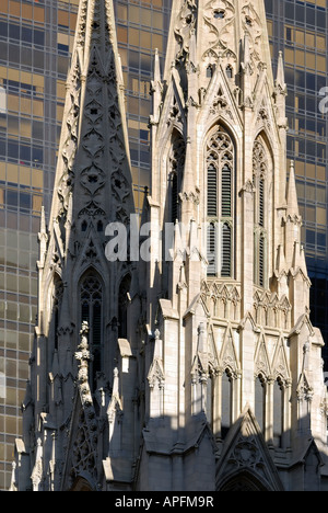 Cathédrale St Patrick, 5ème Avenue, gros plan Banque D'Images