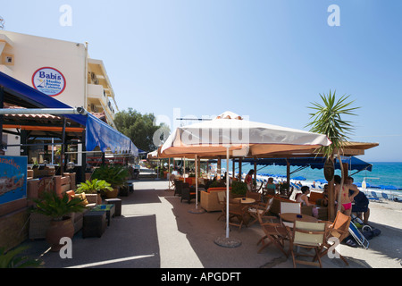 Taverne en bord de mer, Kalamaki, Province d'Héraklion, Côte Sud, Crète, Grèce Banque D'Images