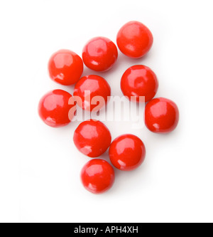 Red bubble gum balls isolated on white Banque D'Images