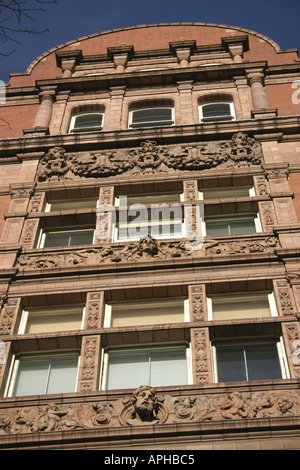 Bâtiment principal de l'UMIST rue Sackville par Spalding et Cross de 1895 à 1902 une partie de l'élévation du sud Banque D'Images