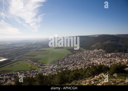 Stock photo du village de Dabburiyah à la base du mont Tavor dans la basse Galilée Banque D'Images