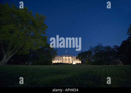 Maison Blanche, Washington DC. Le portique nord, l'entrée officielle sur le côté nord de la Maison Blanche à Washington la nuit. Banque D'Images