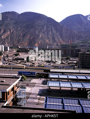 La station de train debout à Lanzhou, province de Gansu, en Chine. Banque D'Images