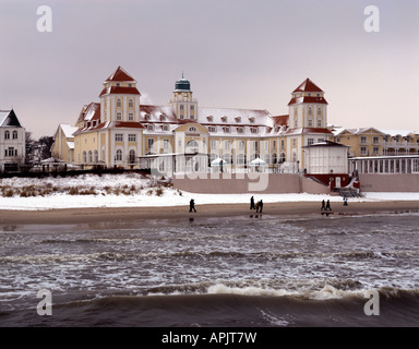 Binz/Rügen, Kurhaus, von der Seebrücke aus Banque D'Images