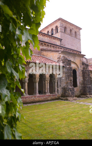 Collégiale de Santa Juliana Santillana del Mar Santillana del Mar Cantabrie Espagne Banque D'Images