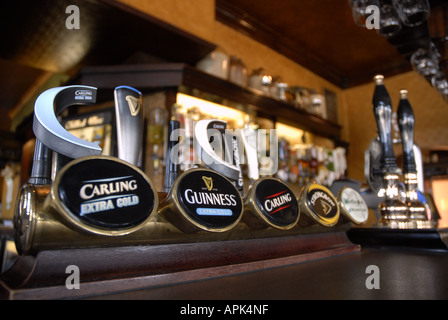La gare de Stratford London Tavern Banque D'Images