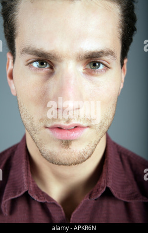 Portrait de jeune homme Banque D'Images