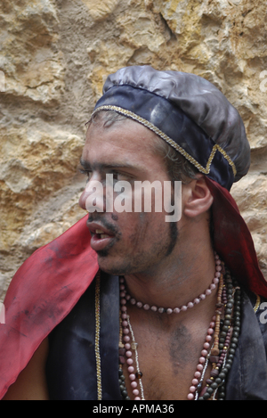 Portrait d'un homme prenant part à la bataille de la Maures et Chrétiens festival à Pollensa, Majorque, Espagne. Banque D'Images