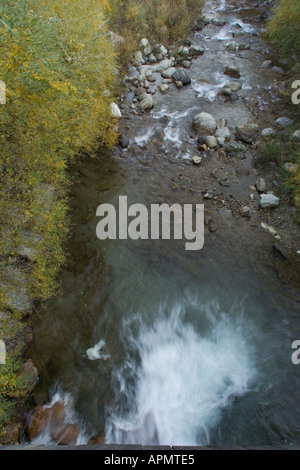 Rivière de montagne en Plimabach Tour-martello-Val-Adige Italie Banque D'Images