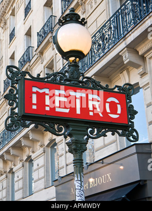 Paris Metro sign, France, Europe Banque D'Images