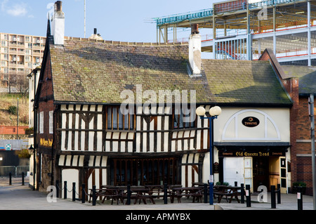 'Vieux' Queens Head Pub à Sheffield en Grande-Bretagne'' Banque D'Images