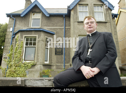 Patrick 'Pat' Buckley, qui vit à l'Oratoire, Larne, comté d'Antrim, une maison qui appartenait au diocèse catholique Banque D'Images