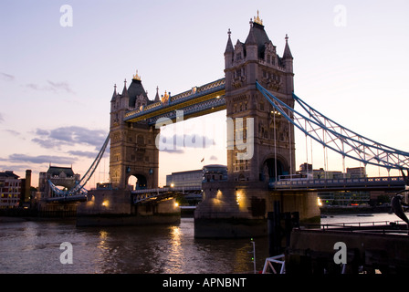Europe Royaume-Uni Angleterre Londres 2007 Tower Bridge Banque D'Images