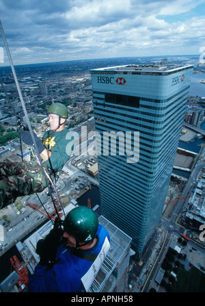 La descente en rappel de la HSBC ACTION Canary Wharf Docklands Banque D'Images