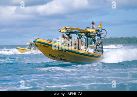 CAMEL TROPHY COURSE SUR LES SAMOA LES TONGA Banque D'Images