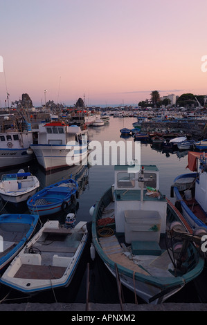 Aci Trezza Harbour, Sicile Banque D'Images