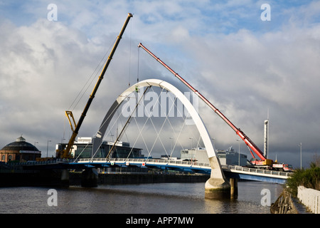 Troublé de Glasgow Clyde Arc d'être inspectés. Banque D'Images