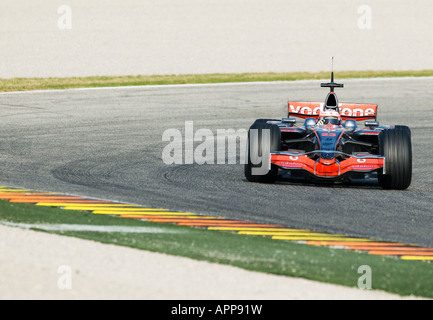 Heikki KOVALAINEN (FIN) dans la McLaren Mercedes MP4-23 de course de Formule 1 sur le circuit Ricardo Tormo, janvier2008 Banque D'Images