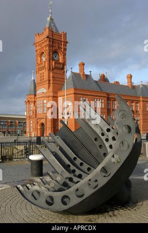 La Pierhead building dans la baie de Cardiff au Pays de Galles Banque D'Images