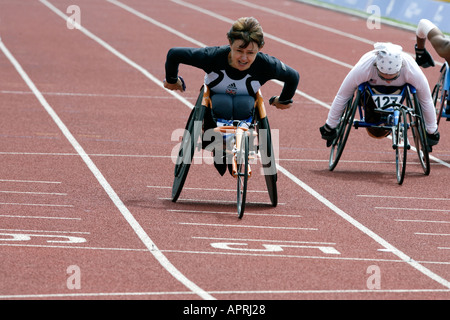 Coupe du monde paralympique 2005 Régional Manchester Arena Sportscity gris Tanni Thompson a remporté l'or dans les femmes s T53 100m Banque D'Images