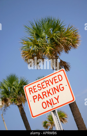 Place de parking seul signe à Clearwater Beach Florida United States of America Banque D'Images