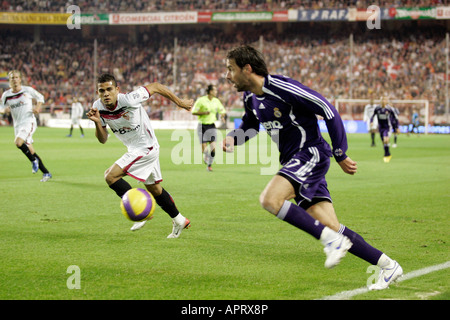 Van Nistelrooy et Alves. Banque D'Images