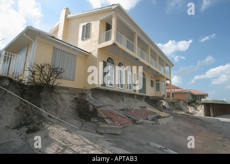 Floride FL South Brevard County Vero Beach météo l'ouragan Jeanne endommage vent tempête météo destruction de l'environnement manque front de mer Banque D'Images