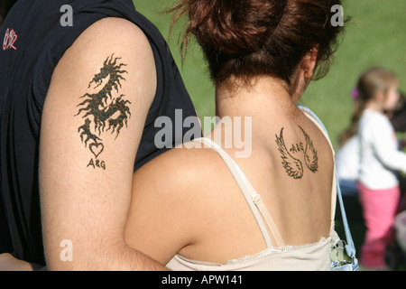 Miami Florida,Tamiami Park,Harvest Festival,fête des fêtes,couple,homme hommes,femme femmes,tatouages,FL120604073 Banque D'Images