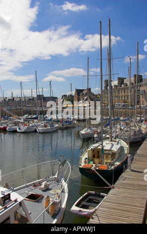 La marina à Paimpol, Côtes d'Armor, Bretagne, France Banque D'Images