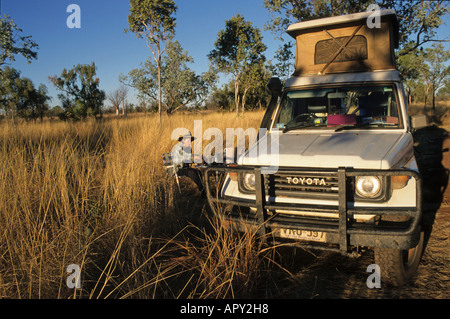 Camping à quatre roues motrices, Australien, Outback, l'Australie centrale, quatre roues drive off road camping Banque D'Images
