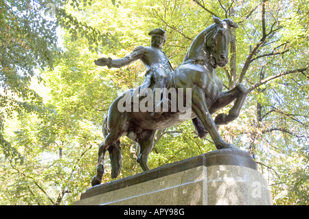 Statue de Paul Revere de Cyrus Edwin Dallin dans le nord de Boston Fin Banque D'Images