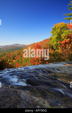 La Vallée Bleue et de Glen Falls, la Forêt Nationale de Nantahala, Highlands, Caroline du Nord, USA Banque D'Images