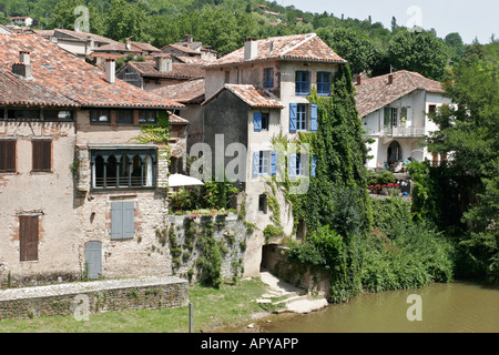 St Antonin Noble Val sur la rivière Ariège, Rouerge, France Banque D'Images