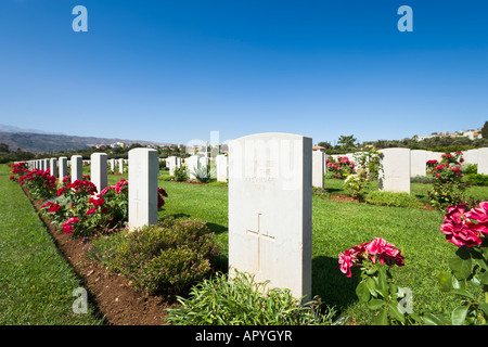 Tombe d'un soldat inconnu de la guerre, cimetière de guerre des Alliés, la baie de Souda, près de La Canée, Crète, Grèce Banque D'Images