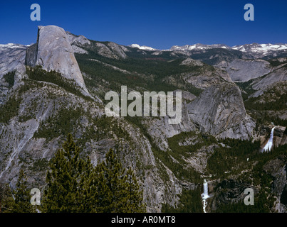 Demi dôme vu de glacier point, Yosemite np, California, USA Banque D'Images