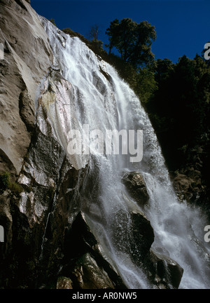 Grizzly Falls, Kings Canyon National Park, California, USA Banque D'Images