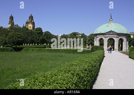 Theatiner Church Temple de Diane jardin cour Hofgarten Munich, Haute-Bavière, Allemagne Banque D'Images