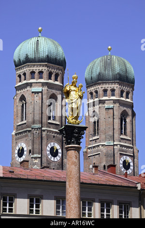 La colonne de l'église Frauenkirche Église Cathédrale Notre-Dame de Munich, Haute-Bavière, Allemagne Banque D'Images