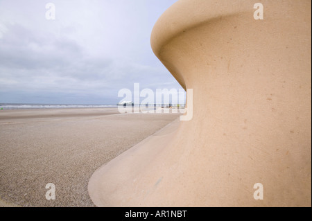 Nouveau bâtiment de défense contre les inondations du mur de la mer à Blackpool pour protéger la ville de changement climatique sur la montée du niveau de la mer Banque D'Images