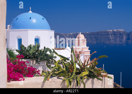 Vue depuis le bureau de Fira, Santorin, Cyclades, sud de la mer Egée, Grèce Banque D'Images